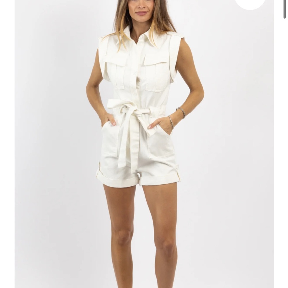 NICHOLA WHITE DENIM ROMPER
Brand new never worn or washed
